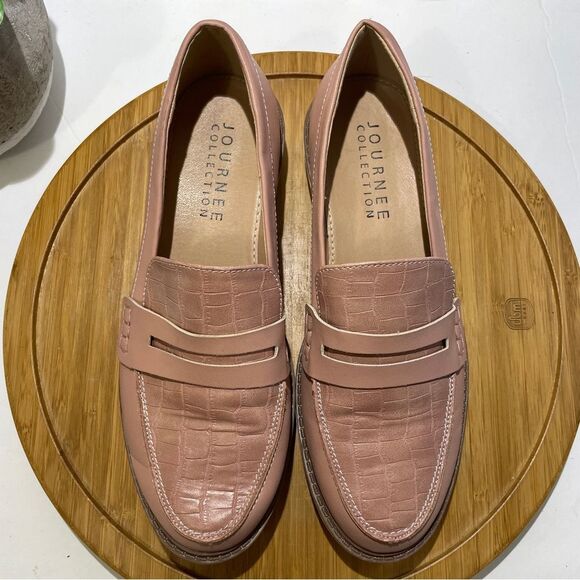 Journee Collection Pink Loafers - Picture 5 of 7